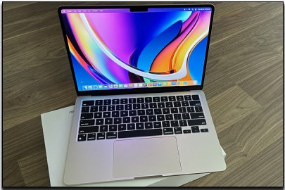 1. Macbook Air M2 2022